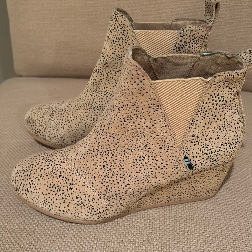 Toms Wedge booties, size 7.5